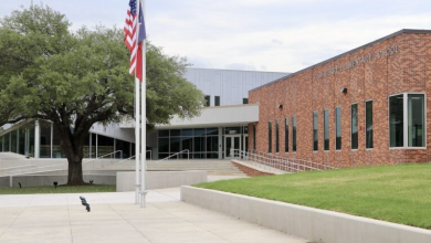 New beginnings and classic hits celebration for Arlington’s Berry Elementary school grand opening